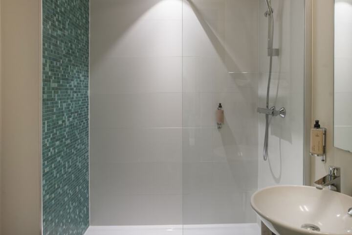 Bath Photo