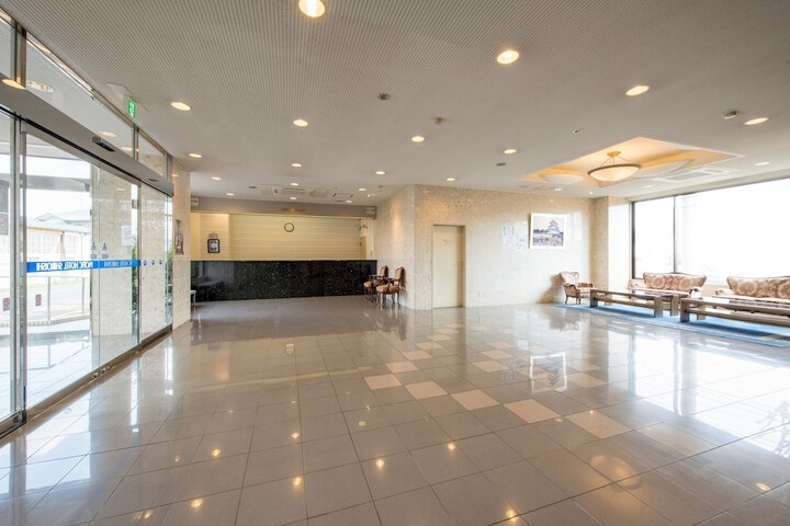 Hotel Lobby