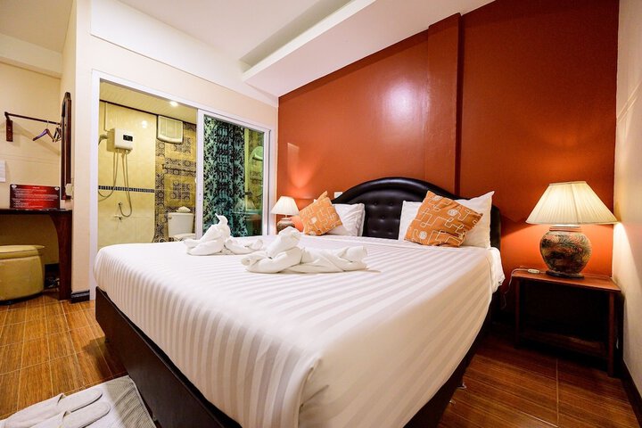 Room 28 of 52