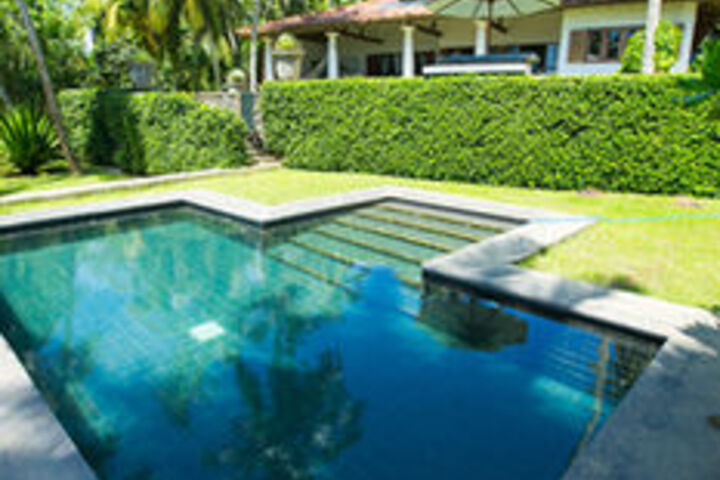 Pool 16 of 22