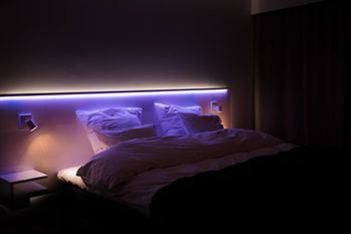 Room 4 of 16