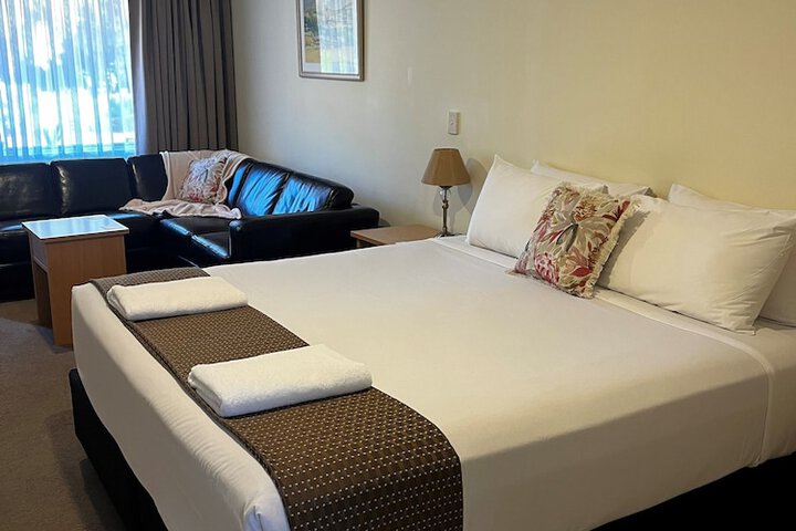 Room 16 of 63