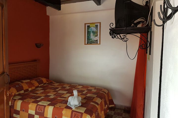 Room 4 of 64