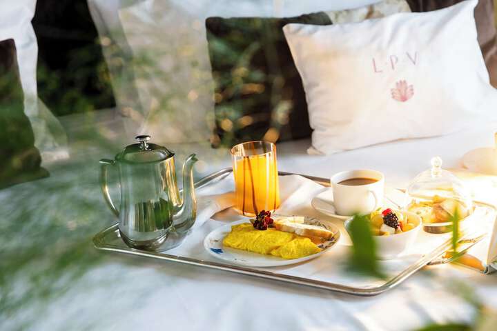 Breakfast/Coffee Service 64 of 85
