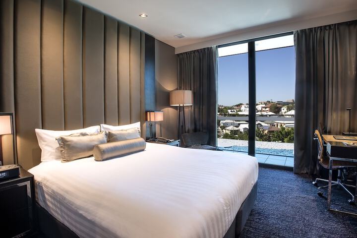 Room 21 of 73