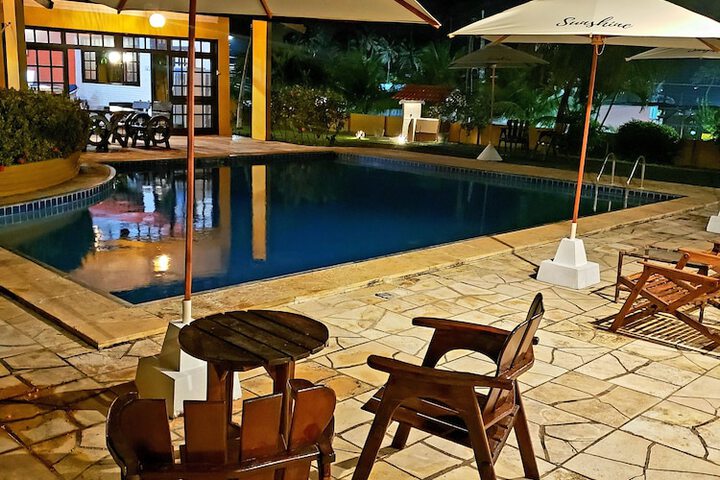 Pool 14 of 32