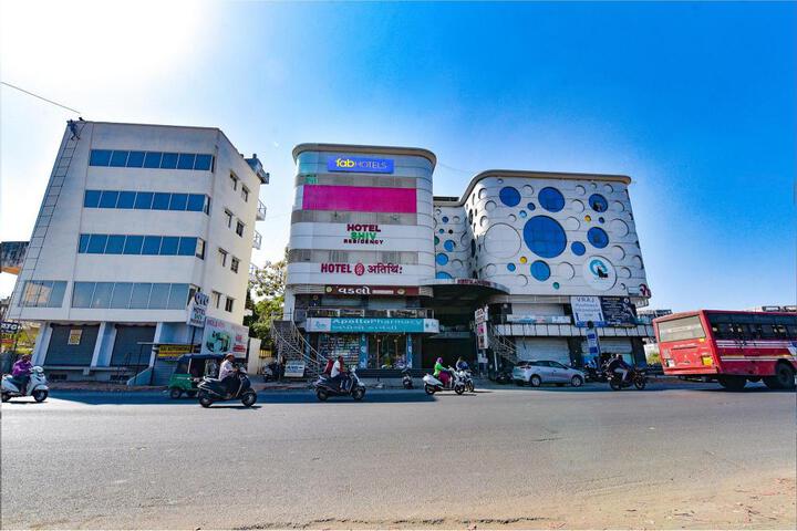 FabHotel Shiv Residency