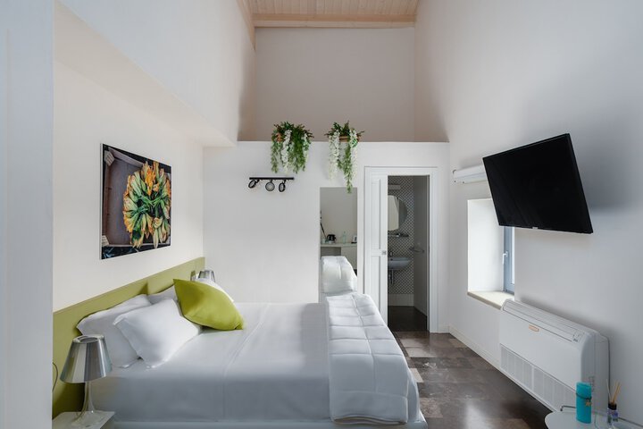 Room 12 of 45