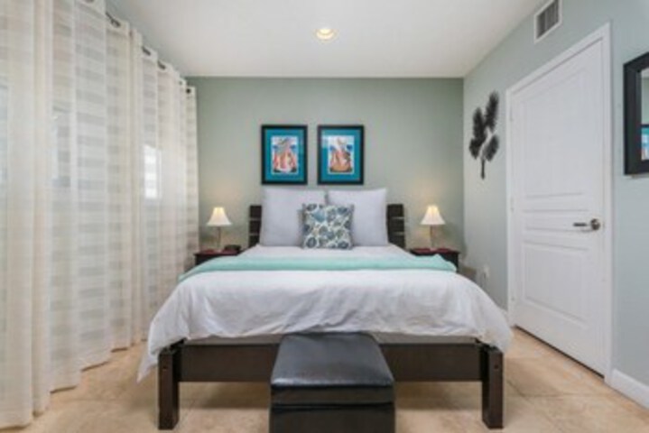 Room 21 of 27