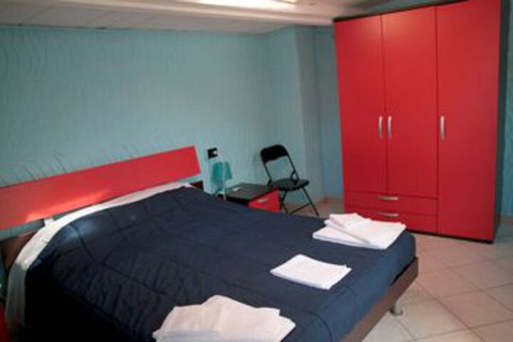 Room 38 of 48
