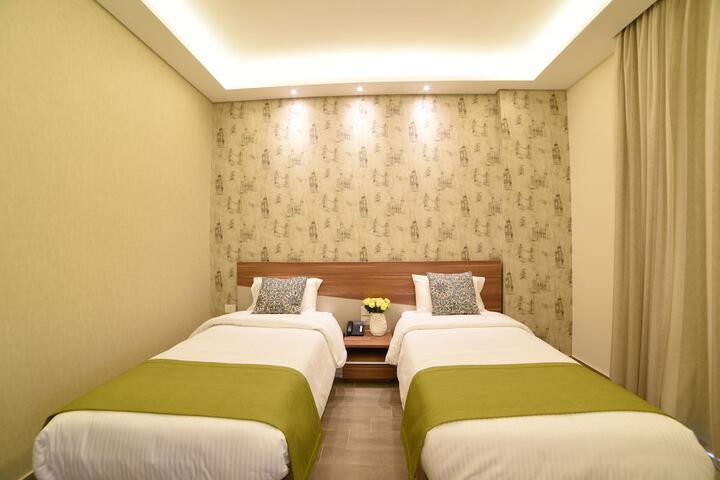 Room 7 of 26