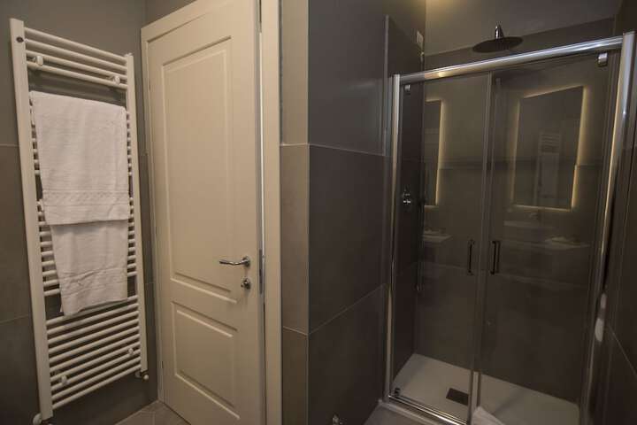 Room 40 of 72