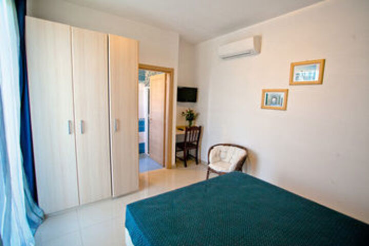 Room 29 of 43