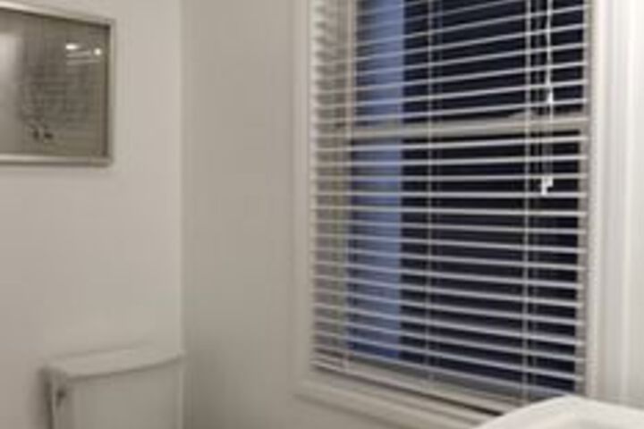 Room 3 of 21