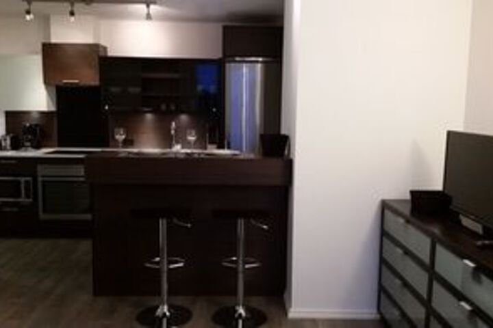 Room 4 of 7