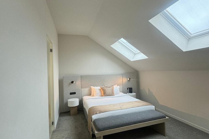 Room 45 of 105