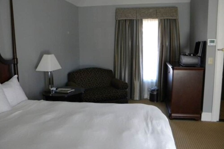 Room 25 of 87