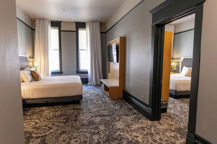 Room 20 of 56
