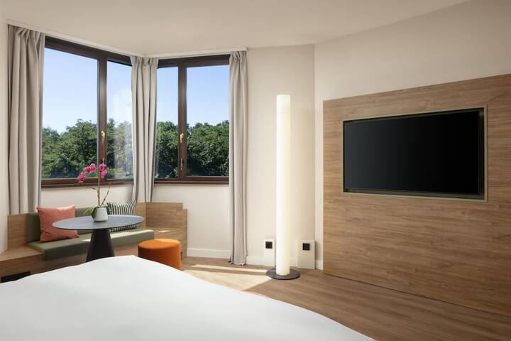 Room 54 of 146