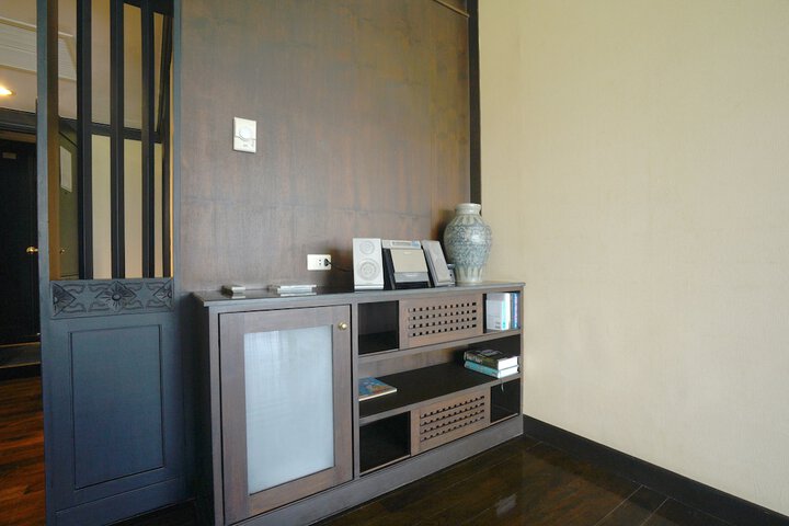 Room 14 of 38