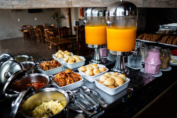 Breakfast/Coffee Service 40 of 50