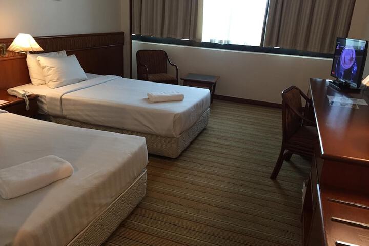 Room 16 of 70