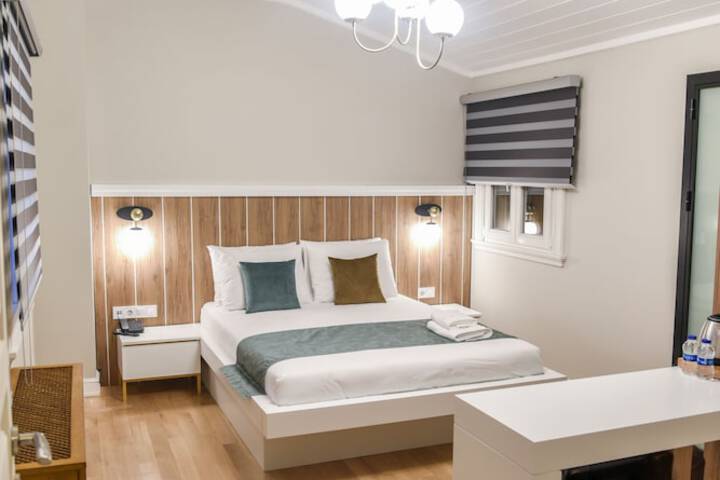Room 15 of 61