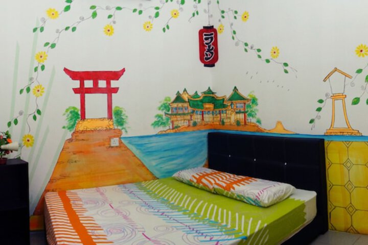 Room 11 of 65