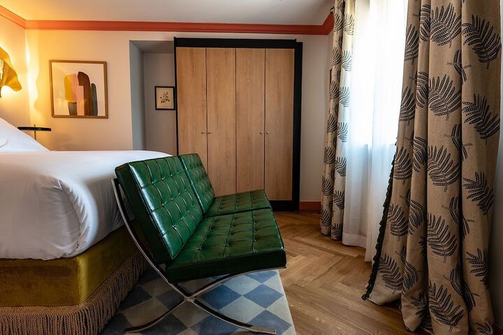 Room 20 of 94