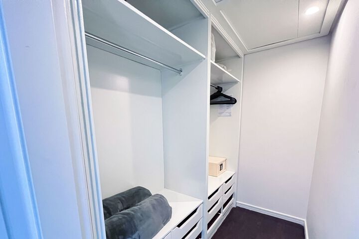 Room 84 of 103