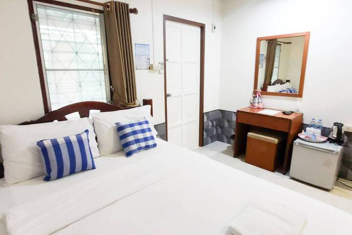 Room 14 of 92
