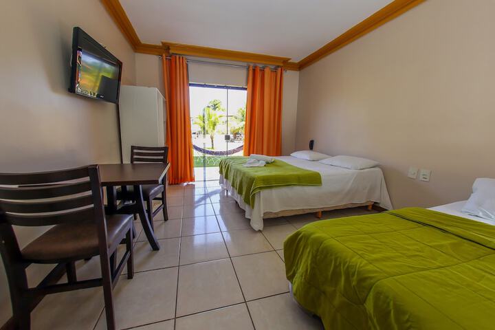Room 4 of 37