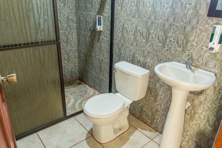 Room 10 of 26