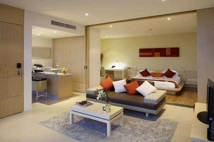 Room 10 of 144