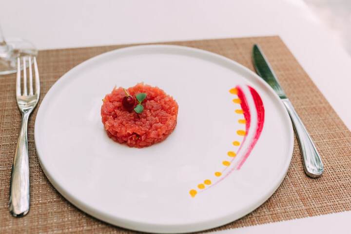 Dining 63 of 92