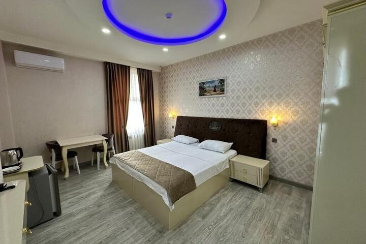 Room 19 of 36