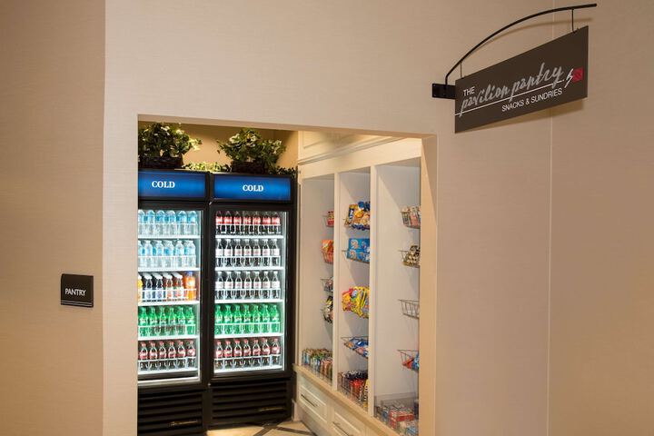 Snack bar