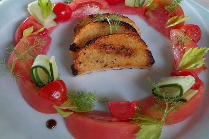 Dining 88 of 104