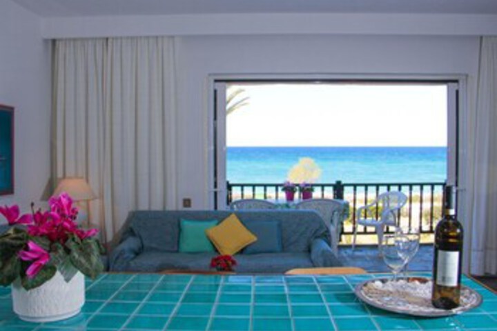 BEACHSIDE MAISONETTE