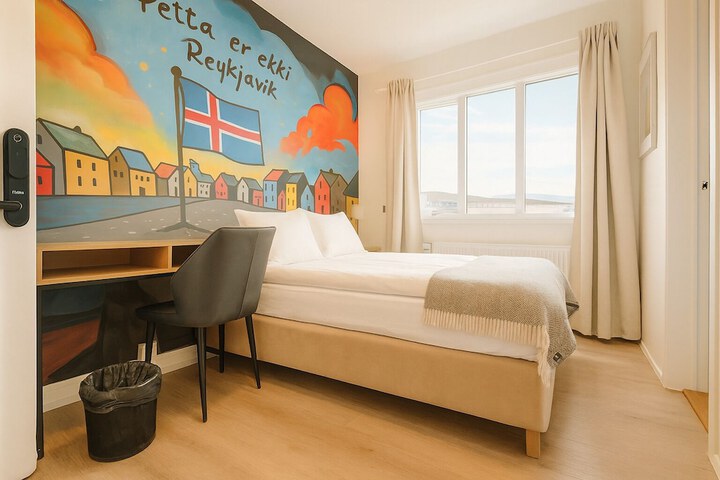 Room 21 of 36
