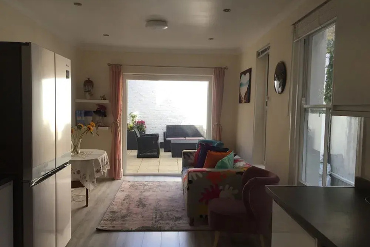 Room 2 of 13