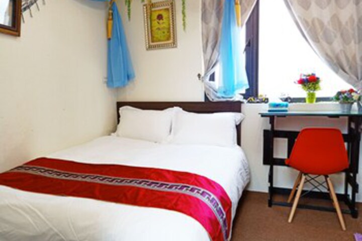 Room 61 of 78