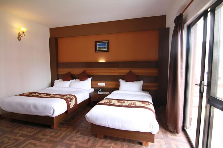 Room 12 of 45