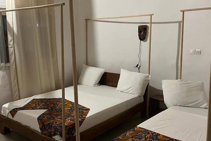 Room 12 of 68