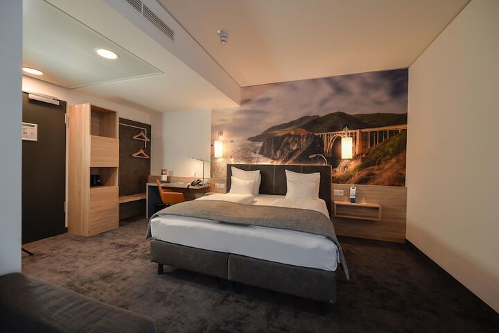 Room 19 of 55