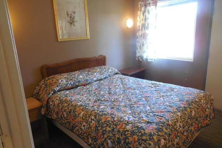 Room 18 of 35