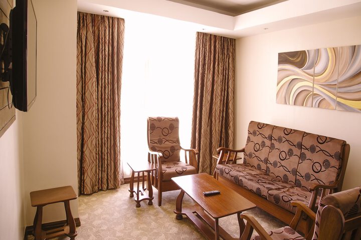 Room 18 of 78