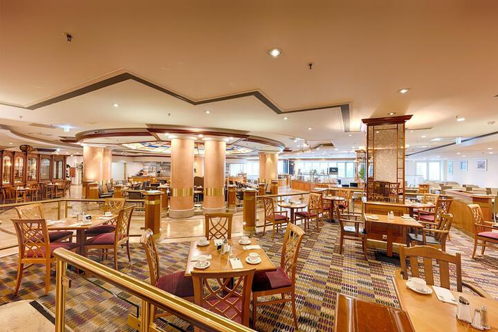 Dining 102 of 157