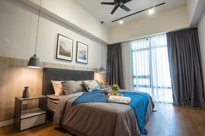 Room 45 of 216