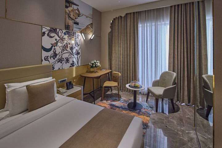Room 21 of 126